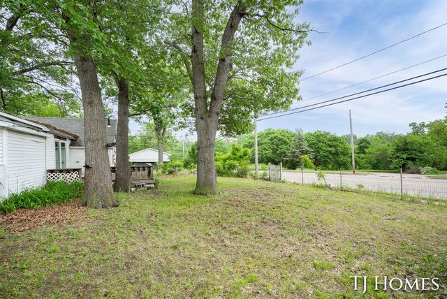 423 Collins Avenue, Muskegon, MI 49444