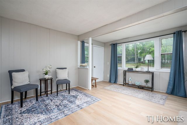 423 Collins Avenue, Muskegon, MI 49444