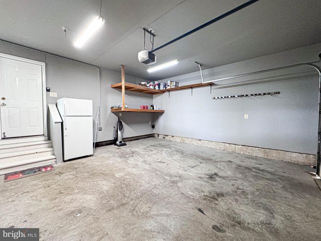 42631 EXPLORER DR, Brambleton, VA 20148