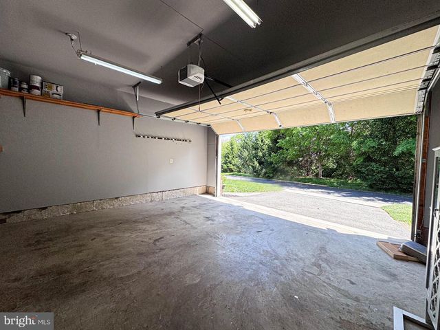 42631 EXPLORER DR, Brambleton, VA 20148