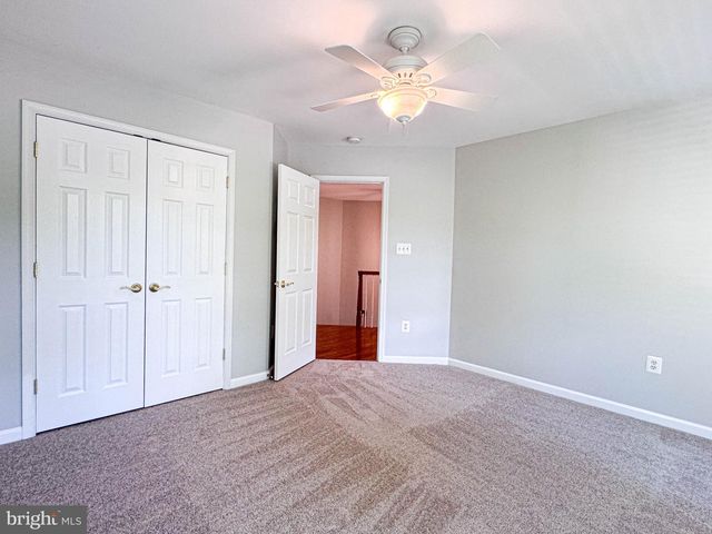 42631 EXPLORER DR, Brambleton, VA 20148