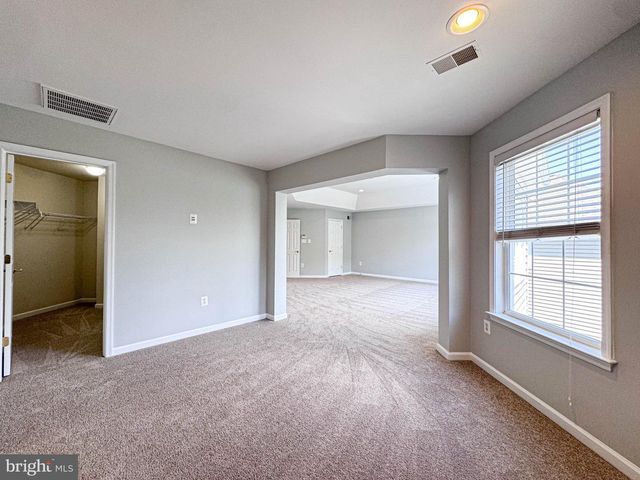 42631 EXPLORER DR, Brambleton, VA 20148