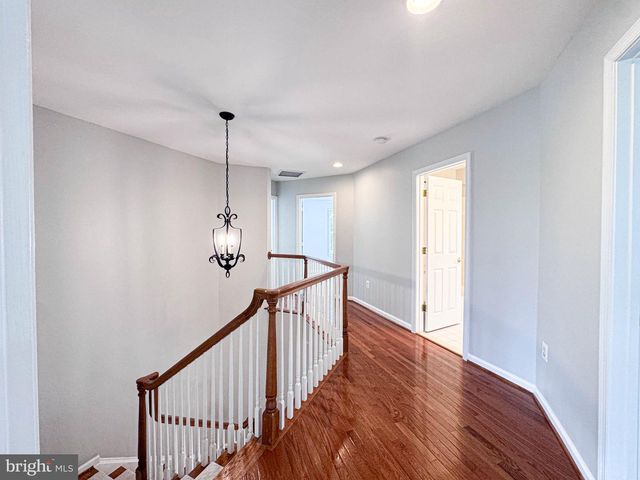 42631 EXPLORER DR, Brambleton, VA 20148
