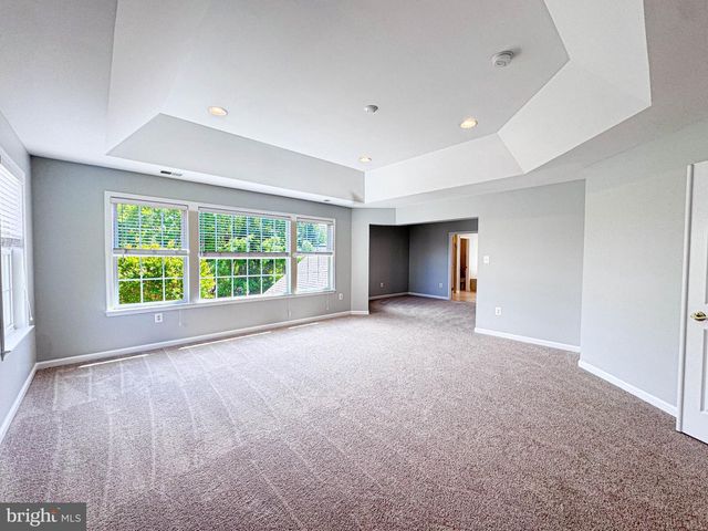 42631 EXPLORER DR, Brambleton, VA 20148