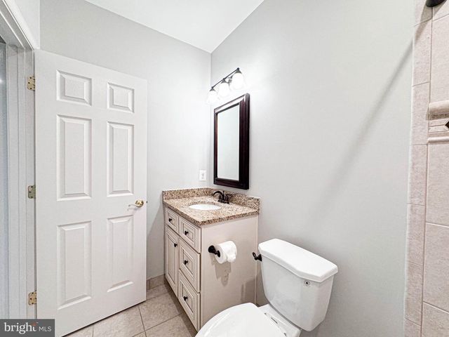 42631 EXPLORER DR, Brambleton, VA 20148