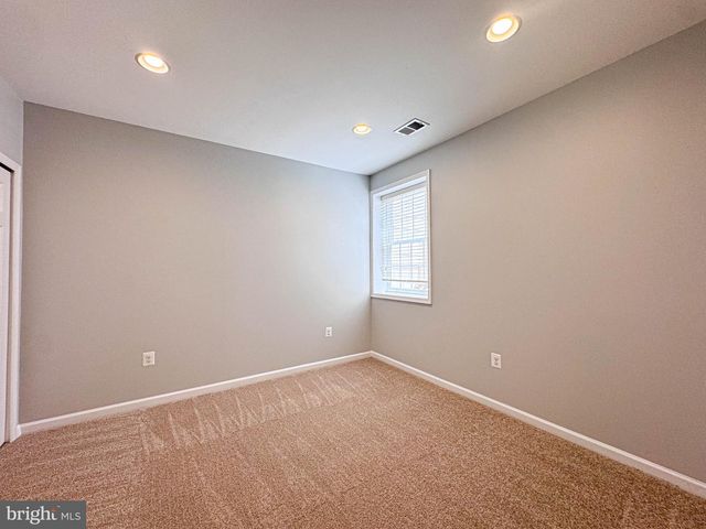 42631 EXPLORER DR, Brambleton, VA 20148