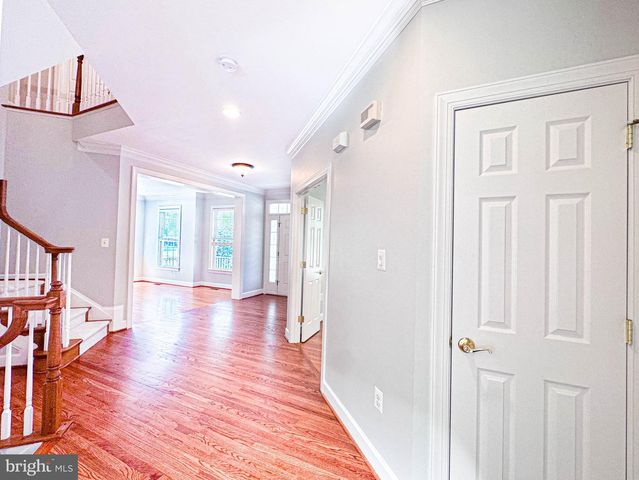 42631 EXPLORER DR, Brambleton, VA 20148