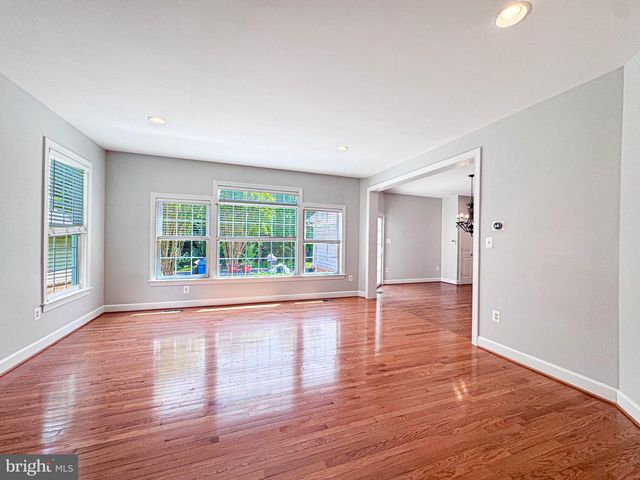 42631 EXPLORER DR, Brambleton, VA 20148