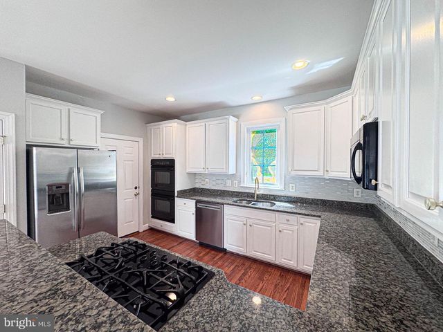 42631 EXPLORER DR, Brambleton, VA 20148