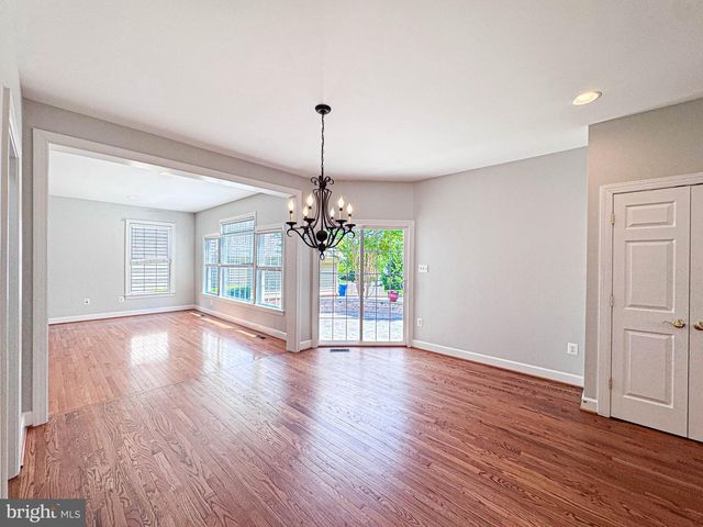 42631 EXPLORER DR, Brambleton, VA 20148