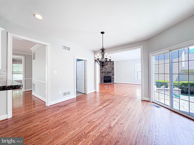 42631 EXPLORER DR, Brambleton, VA 20148