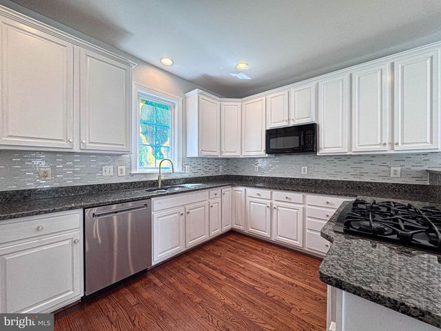 42631 EXPLORER DR, Brambleton, VA 20148