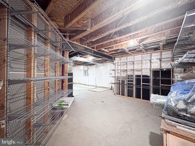 42631 EXPLORER DR, Brambleton, VA 20148