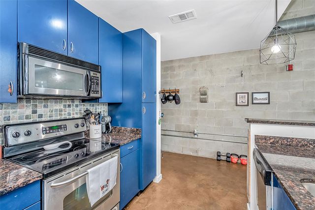 2001 E 2ND AVENUE 27, Tampa, FL 33605