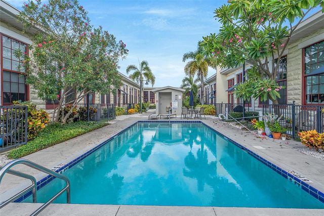 2001 E 2ND AVENUE 27, Tampa, FL 33605