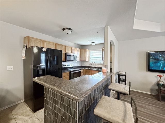 603 E Sandalwood Street, Rogers, AR 72758