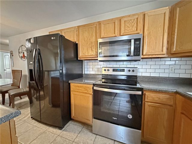 603 E Sandalwood Street, Rogers, AR 72758