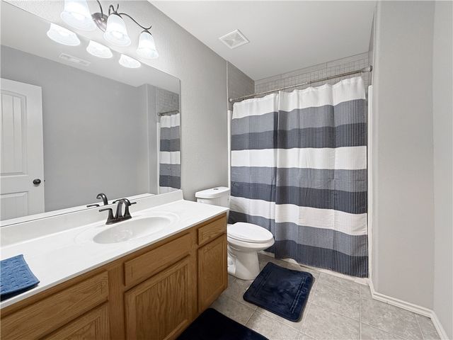 603 E Sandalwood Street, Rogers, AR 72758