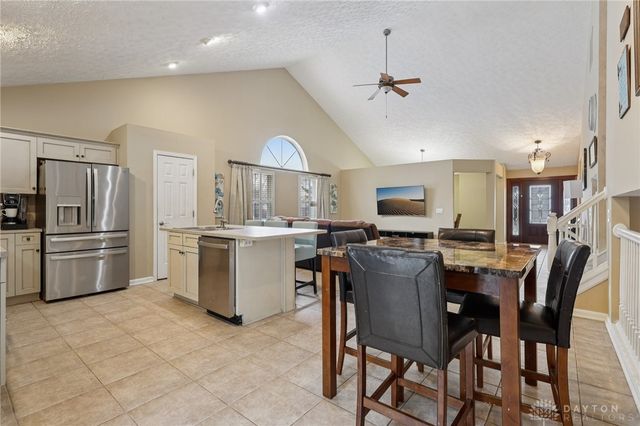 9048 Thornhill Court, Springboro, OH 45066