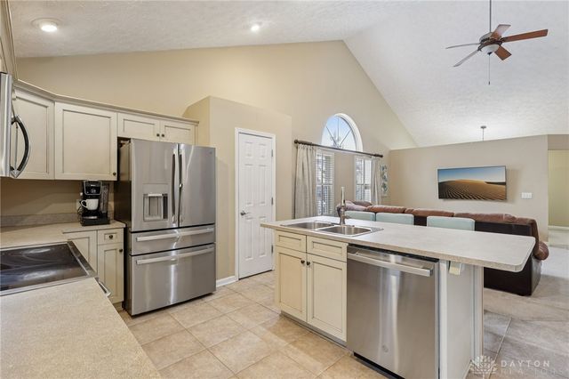 9048 Thornhill Court, Springboro, OH 45066