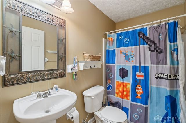 9048 Thornhill Court, Springboro, OH 45066