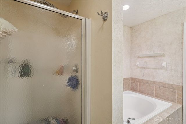 9048 Thornhill Court, Springboro, OH 45066