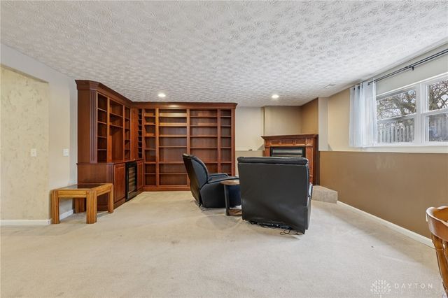 9048 Thornhill Court, Springboro, OH 45066