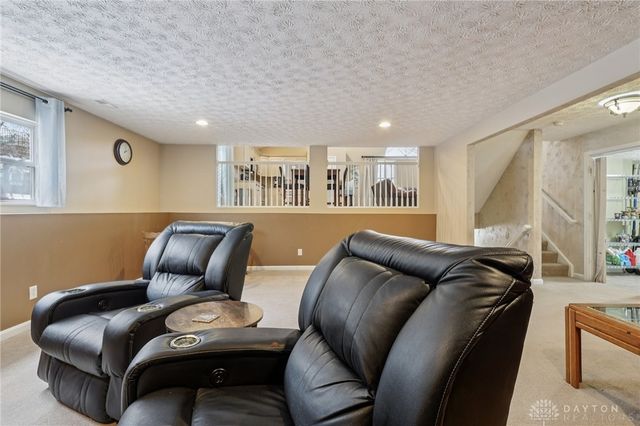 9048 Thornhill Court, Springboro, OH 45066