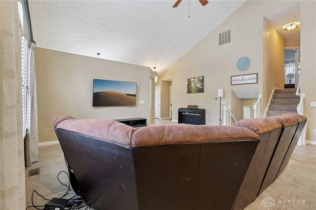 9048 Thornhill Court, Springboro, OH 45066