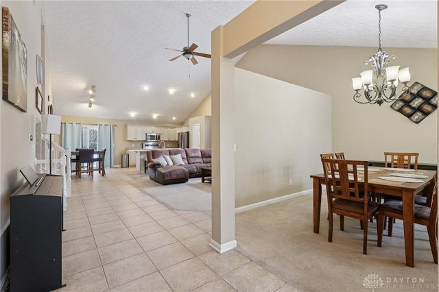 9048 Thornhill Court, Springboro, OH 45066