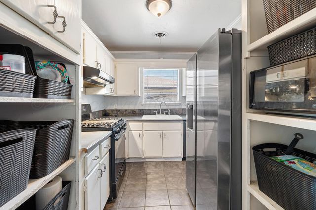 3816 HOLIDAY Drive, Amarillo, TX 79109