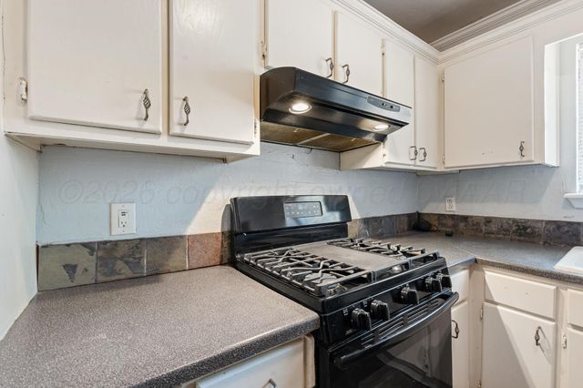 3816 HOLIDAY Drive, Amarillo, TX 79109
