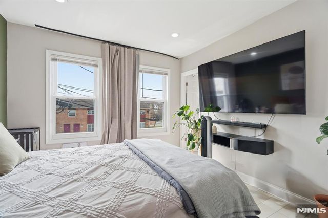 87 Madison Avenue, Newark, NJ 07108