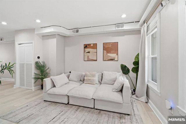 87 Madison Avenue, Newark, NJ 07108
