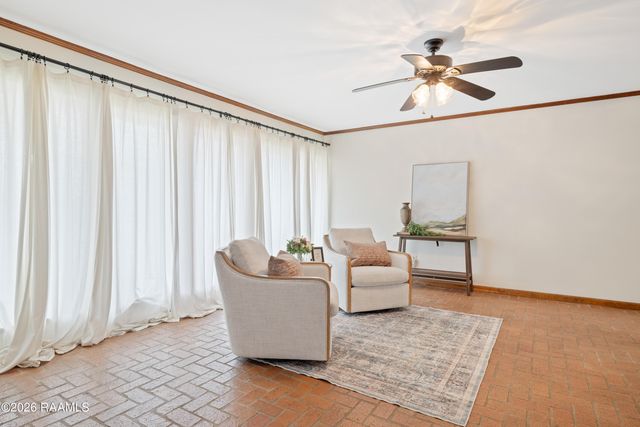 325 Oak Street, Lafayette, LA 70506