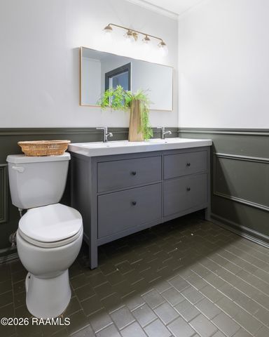 325 Oak Street, Lafayette, LA 70506