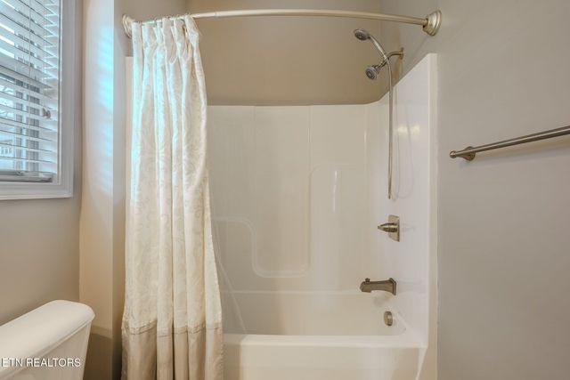 12428 Turkey Crossing Lane, Knoxville, TN 37932