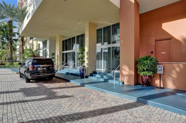 18800 NE 29th Ave 403, Aventura, FL 33180