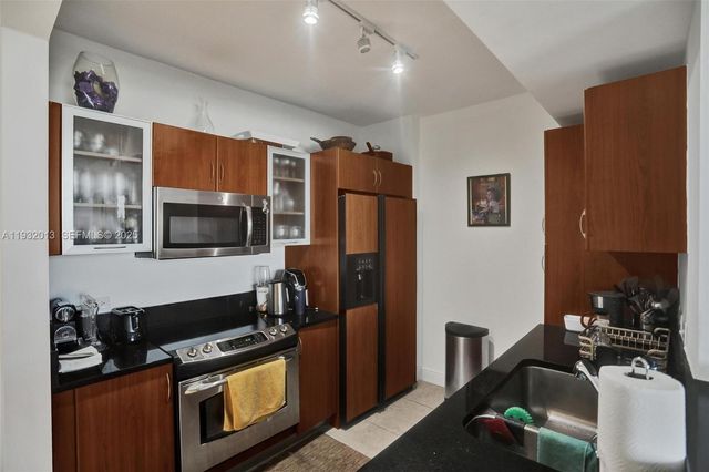 18800 NE 29th Ave 403, Aventura, FL 33180