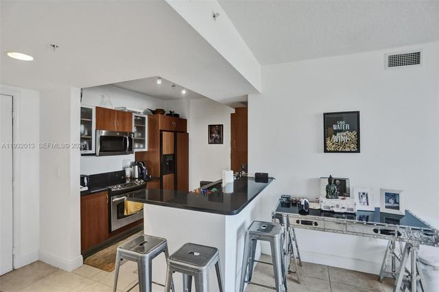 18800 NE 29th Ave 403, Aventura, FL 33180