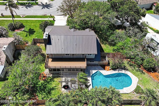 568 Rio Casa Drive N, Indialantic, FL 32903