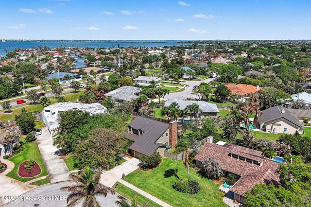 568 Rio Casa Drive N, Indialantic, FL 32903