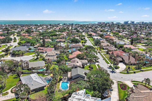 568 Rio Casa Drive N, Indialantic, FL 32903