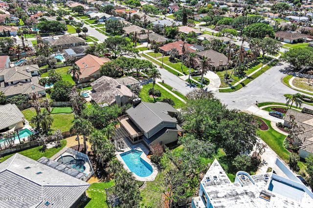 568 Rio Casa Drive N, Indialantic, FL 32903