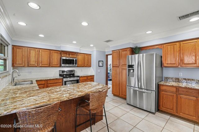 568 Rio Casa Drive N, Indialantic, FL 32903