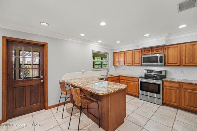 568 Rio Casa Drive N, Indialantic, FL 32903