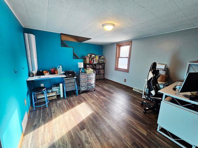 1309 Porter Road, Montevideo, MN 56265