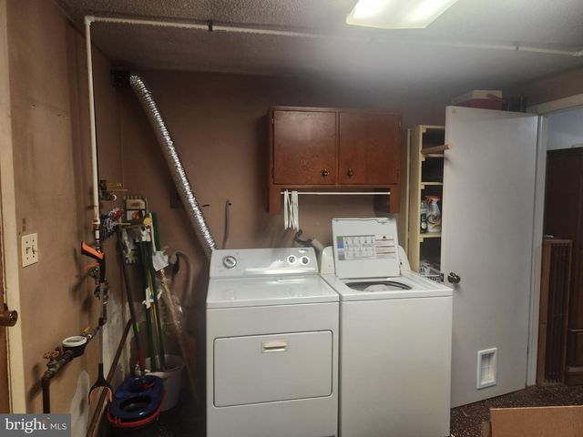 103 MAIN ST, Akron, PA 17501