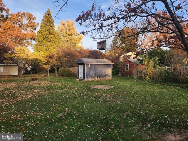 103 MAIN ST, Akron, PA 17501