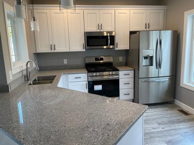 139 Lexington Pointe Drive 6, Niles, MI 49120
